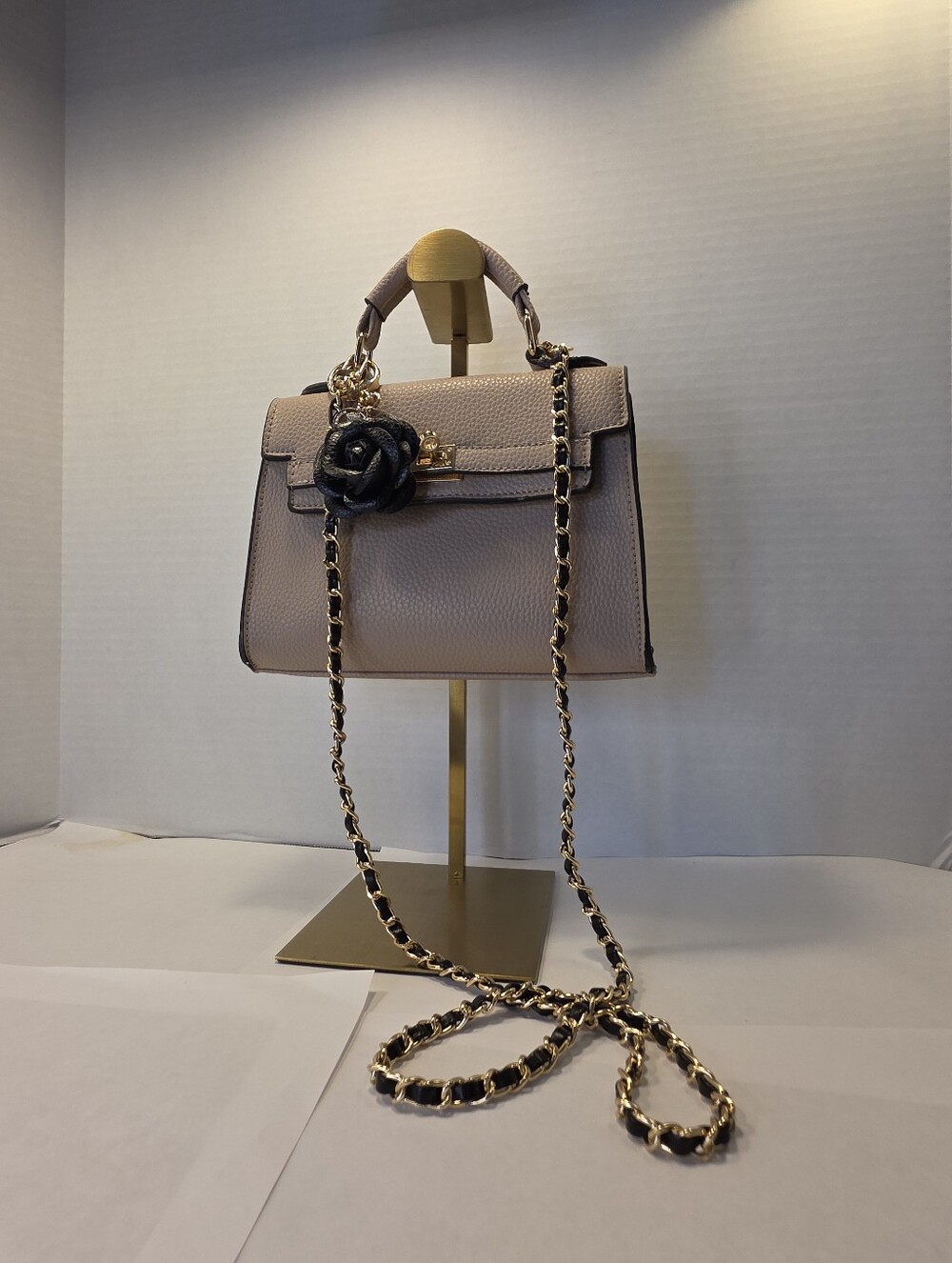 SALE!!  Beautiful Dusty Rose Beige Satchel Style Handbag with Bag Charm - Picture 7 of 7